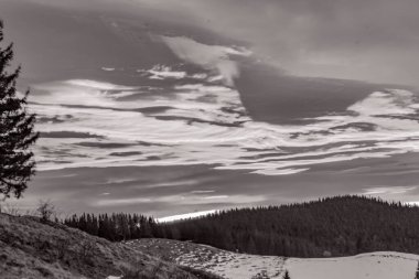 Dağların güzel manzarası