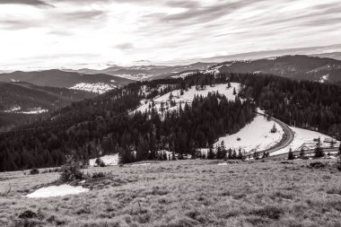 Güzel kış manzara dağ