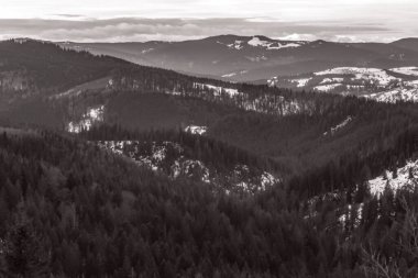 Dağların güzel manzarası