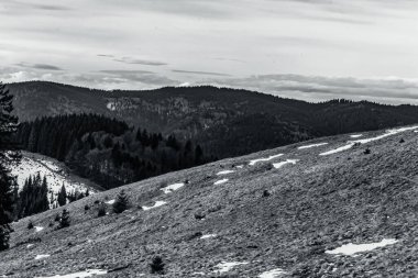 Dağların güzel manzarası