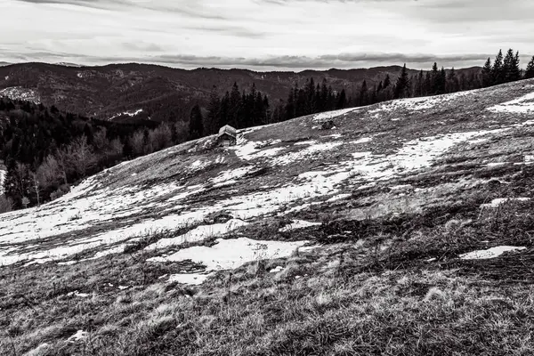 Dağların güzel manzarası