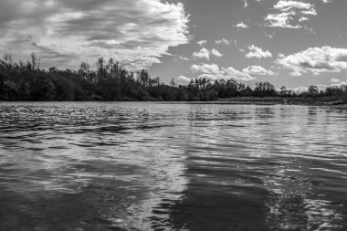 Parktaki güzel göl