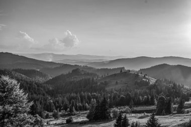 Dağlı güzel bir manzara.