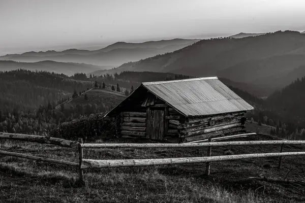Dağların güzel manzarası