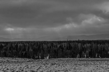 Dağların güzel manzarası