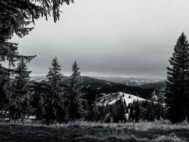 Dağların güzel manzarası