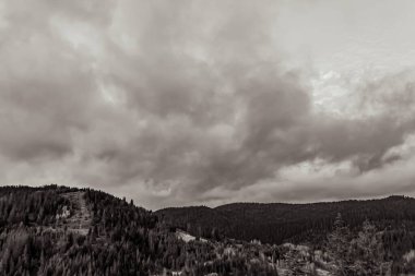 Dağların güzel manzarası