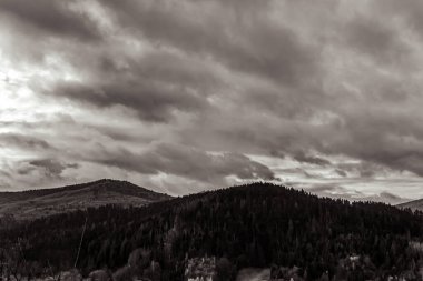 Dağların güzel manzarası