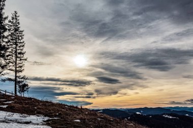 Dağların güzel manzarası