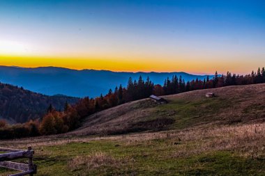 Dağda gün batımı