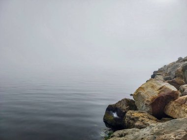 Sabahları güzel bir deniz manzarası