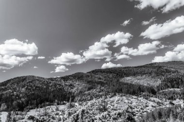 Dağların güzel manzarası