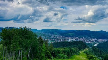 Dağların güzel manzarası