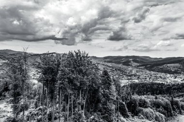 Dağların güzel manzarası