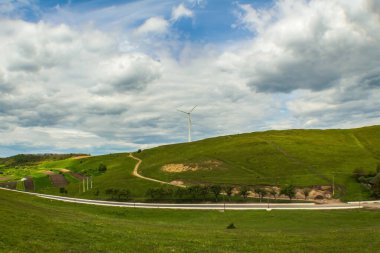 Dağlardaki rüzgar santrali