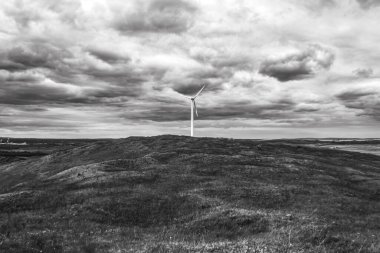 Dağlarda rüzgar türbinleri