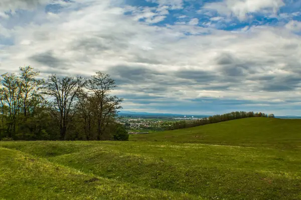 Karpat Dağları 'nın güzel manzarası.