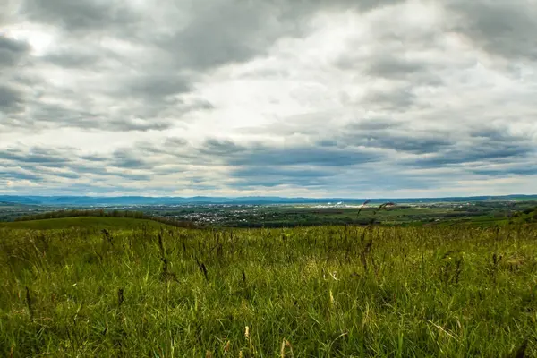 Dağların güzel manzarası