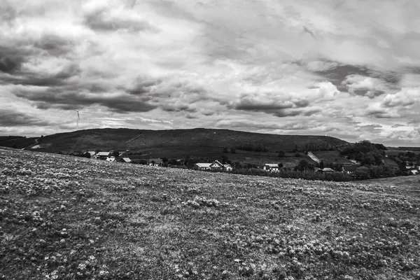 Dağların güzel manzarası