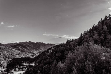 Dağların güzel manzarası