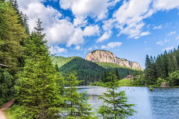 Tatra, Polonya Ulusal Parkı 'ndaki Dağ Gölü