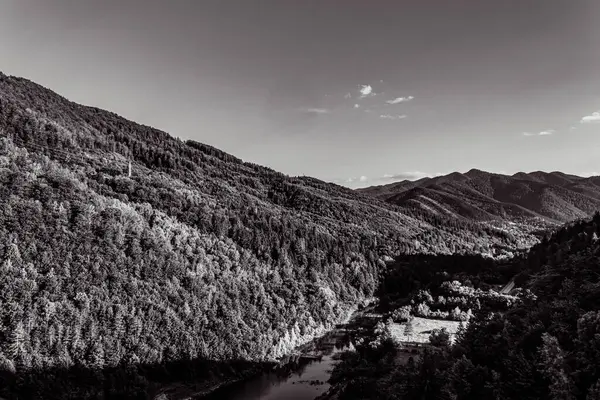 Güzel dağ manzara arka plan