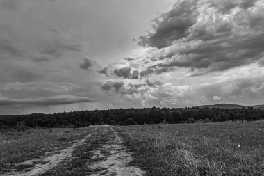 Yazın dağları aşan fırtına