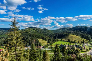 Dağların güzel manzarası