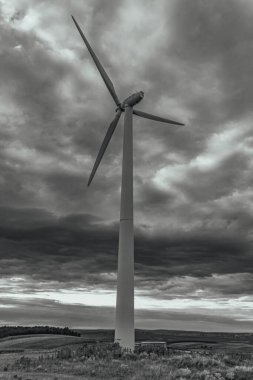 Rüzgar türbini sahada