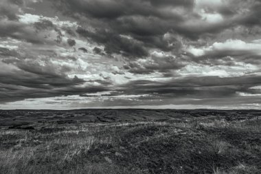 Fırtına bulutları saskatchewan bozkırları