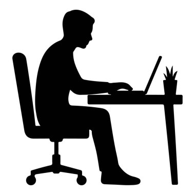 Masanın siluetinde dizüstü bilgisayarda çalışan adam