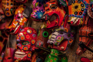 Maskeler, Maya medeniyetinden hatıralar.