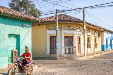 El Salvador 'daki Izalco' da sokak manzarası