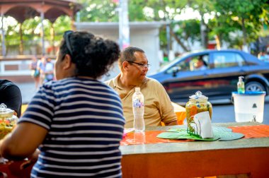 Pupusas Salvadorlu Mısır Kekleri Sokak Kafesi