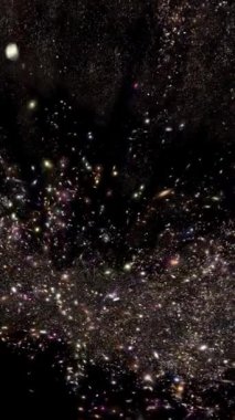 Uzak diyarlardaki gezegensel dizilimlerin ve ender astronomik olayların gizemlerini açığa çıkarıyor.