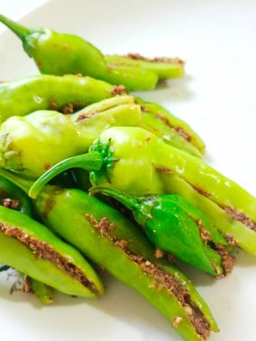 ACHAR MASALA ŞİLİ BEYAZ SAVAŞINDA DEVAM EDİYOR