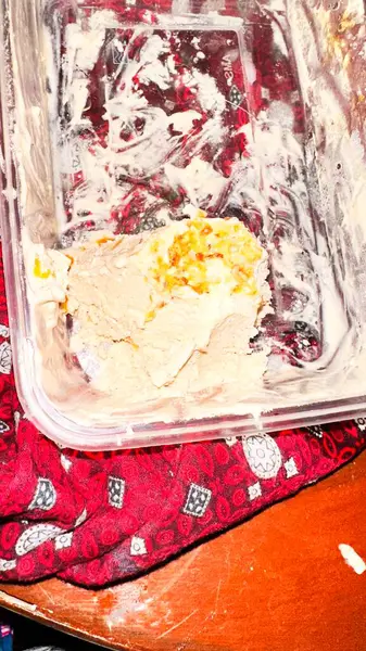 Bir Bovlingde IC CREAM 