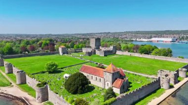 Denizdeki Antik İngiliz Kalesi Harabeleri Uçan İHA 'lar