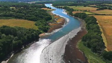 Yazın Düşük Gelgitte Nehrin Solundan Hava Görüntüsü