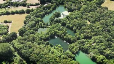 Yazın Mavi Göletli Gökyüzü Yüksek Açı Doğa Koruma Alanı