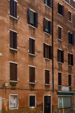 Roma, İtalya 'daki evin ön cephesi.