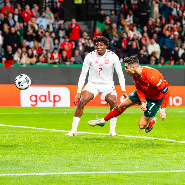 Lizbon, Portekiz. 23 Mart 2025. UEFA Uluslar Ligi: Portekiz - Danimarka. Cristiano Ronaldo Danimarka 'dan gol attı