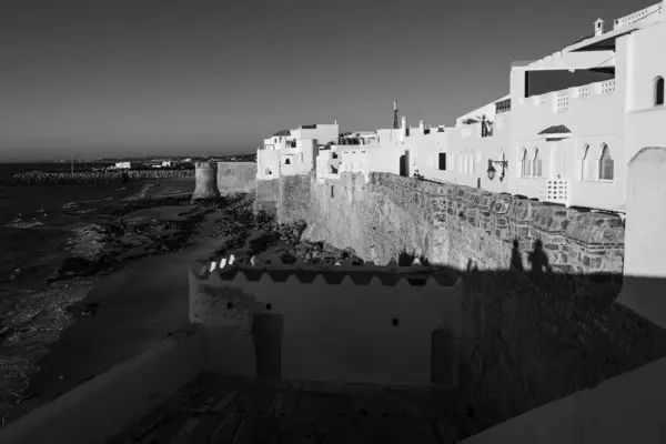 28 Nisan, Assilah, Fas. Asilah, Fas kıyısında Portekiz ve İspanya 'nın işgallerine sahne olan bir şehirdir..