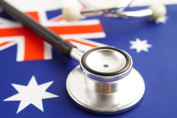 Avustralya ulusal bayrağında steteskop.