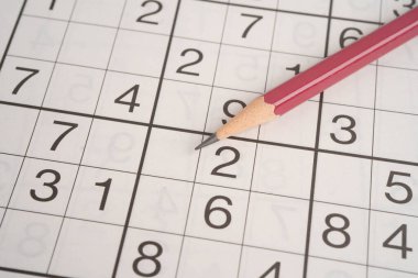 Mantıklı düşünmek için oynanacak bulmaca oyunu.