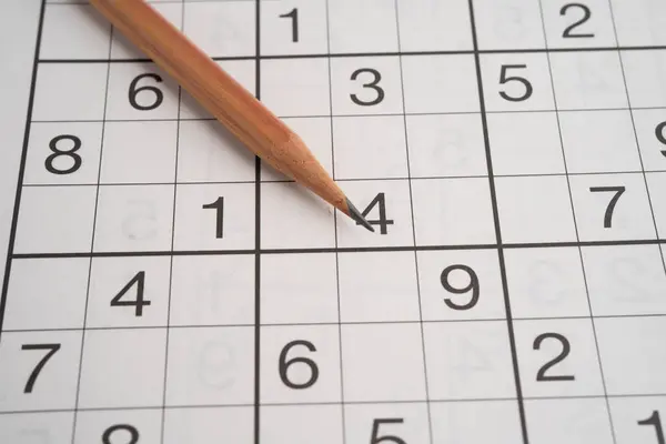 Mantıklı düşünmek için oynanacak bulmaca oyunu.