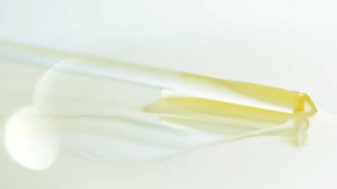 Makro kozmetik doku, vücut yağı dokusu, vücut yağı, kalın cilt yağı, kozmetik maske yakın çekim, kozmetik ürünler yakın çekim, spa ürünleri