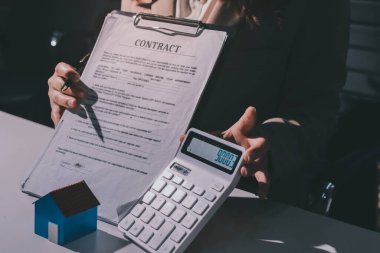 Bayan Emlak Komisyoncusu sunar ve önerilir