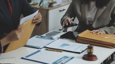 iş adamları belgeyle buluştu