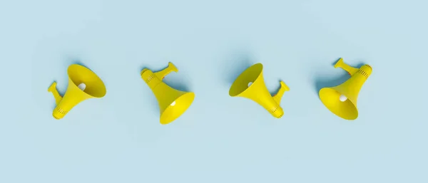 Soluk Mavi Arka Planda Sarı Moutpiece Megafonlar Görüntüleme Halka Açık — Stok fotoğraf